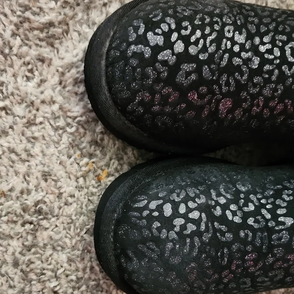 UGG Black Sparkle Leopard Print Unltra Mini Ugg Boots Size 6 - Picture 7 of 12